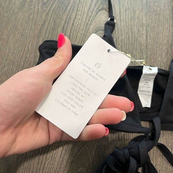 NWT Toluca Amina Bikini Top Waist Wrap Triangle Onyx Size M/L - Picture 4 of 7